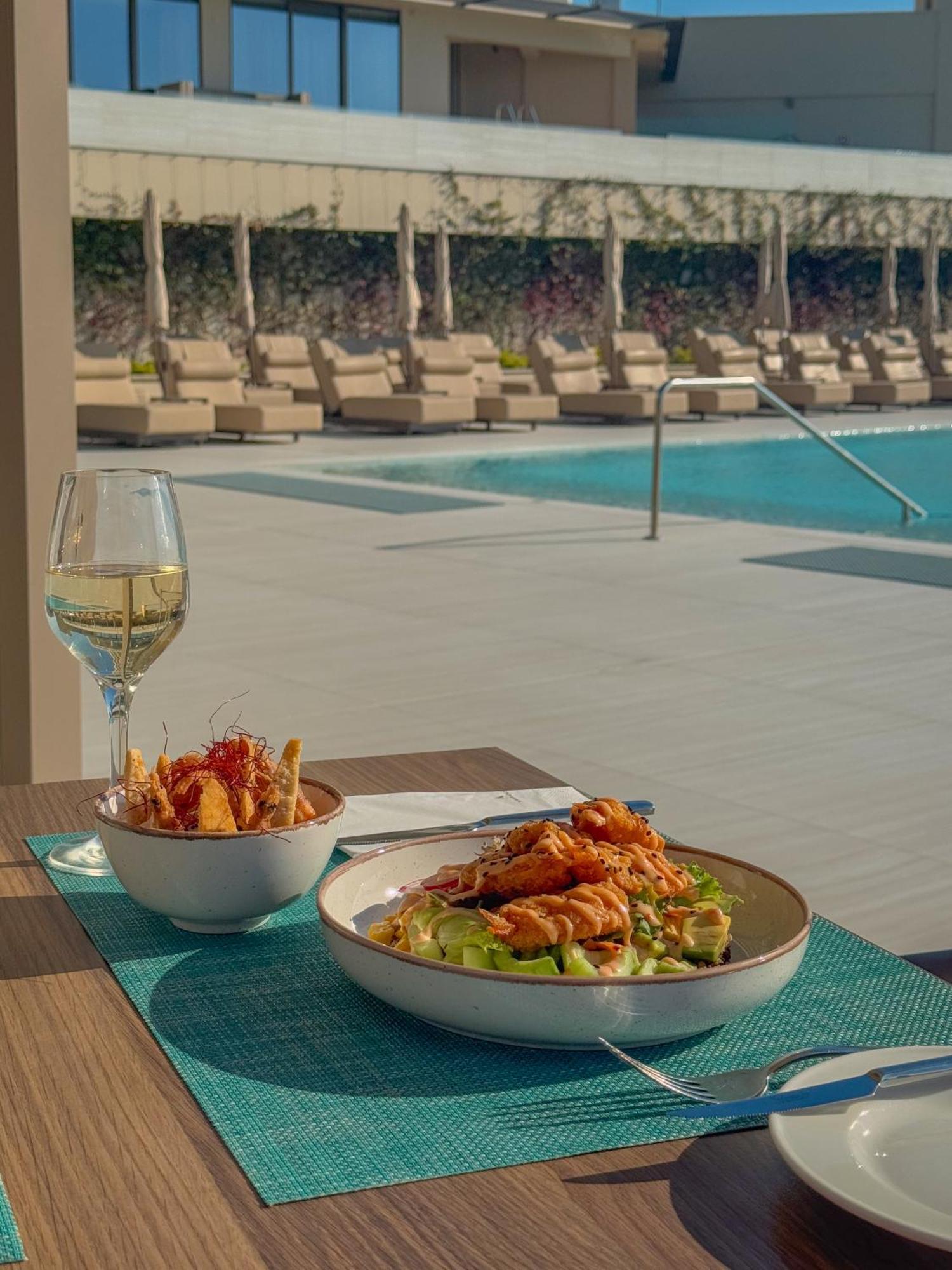 Amarande (Adults Only) Agia Napa Exterior foto Poolside dining at the hotel