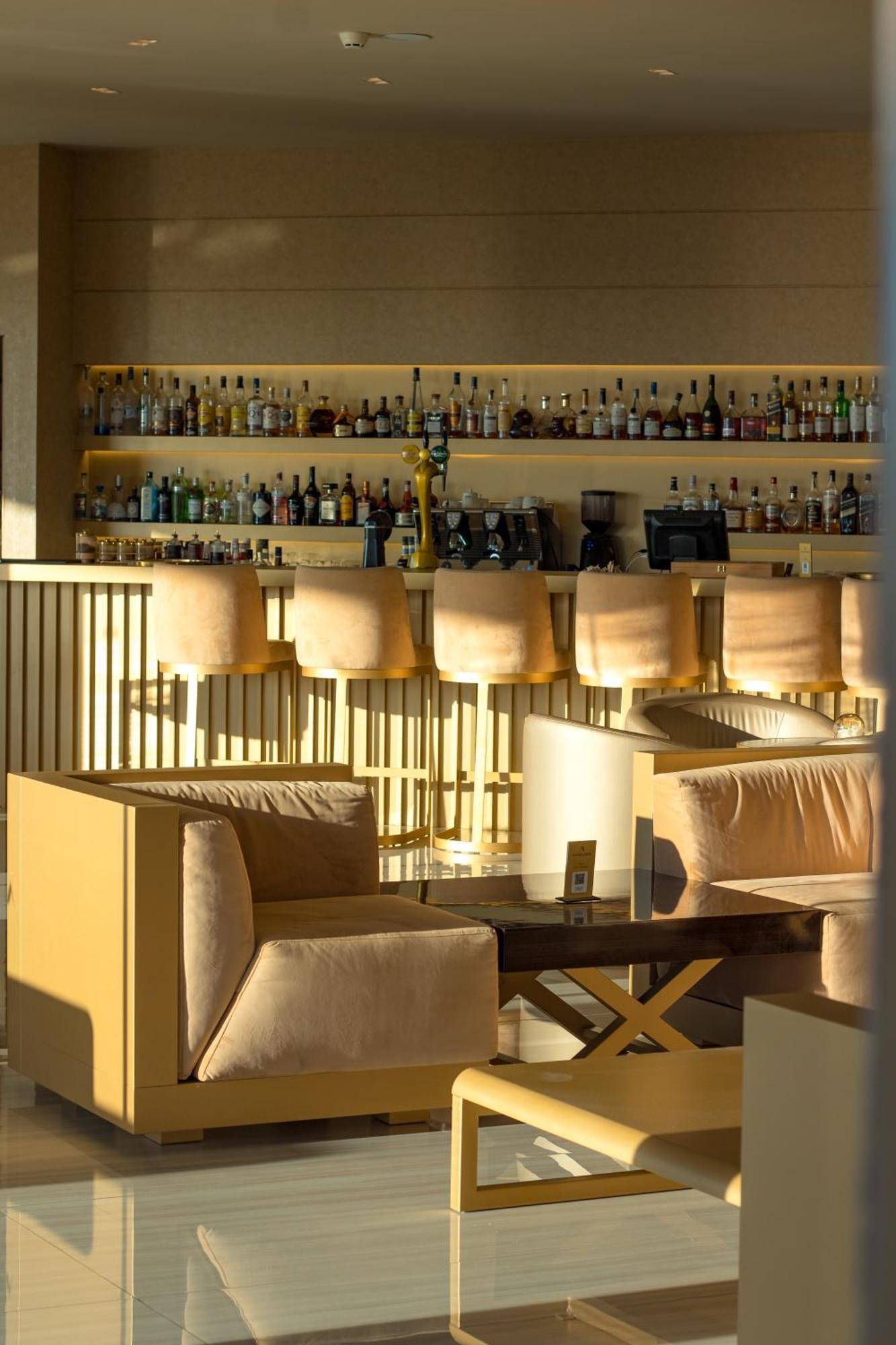 Amarande (Adults Only) Agia Napa Exterior foto The bar at the 101 bar